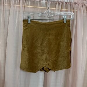 Tan/brown American threads Corduroy Women’s Skort